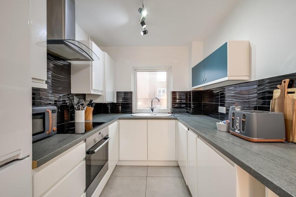 Central Belfast Apartments, Salisbury Luaran gambar